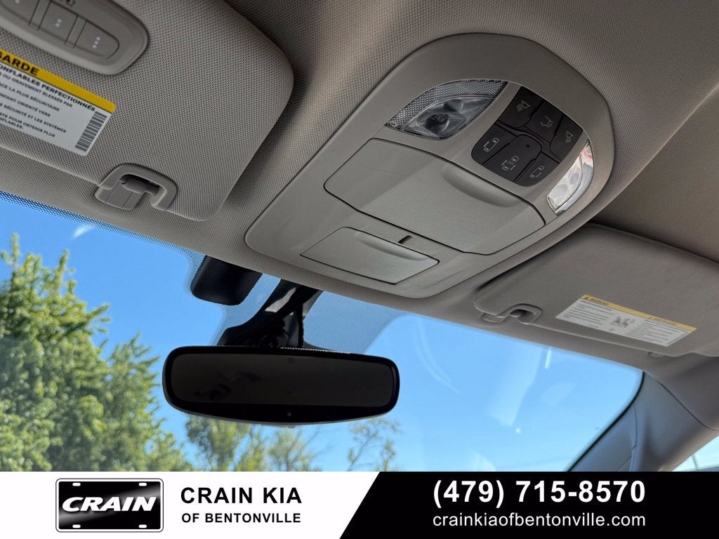 2022 Chrysler Pacifica Hybrid Touring L - CLEAN CARFAX / ONE OWNER