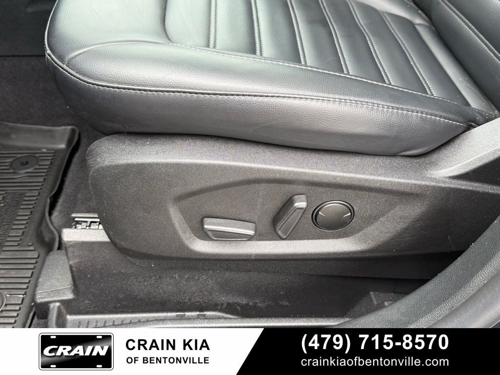 2024 Ford Edge SEL - AWD / PANORAMIC SUNROOF / ONE OWNER