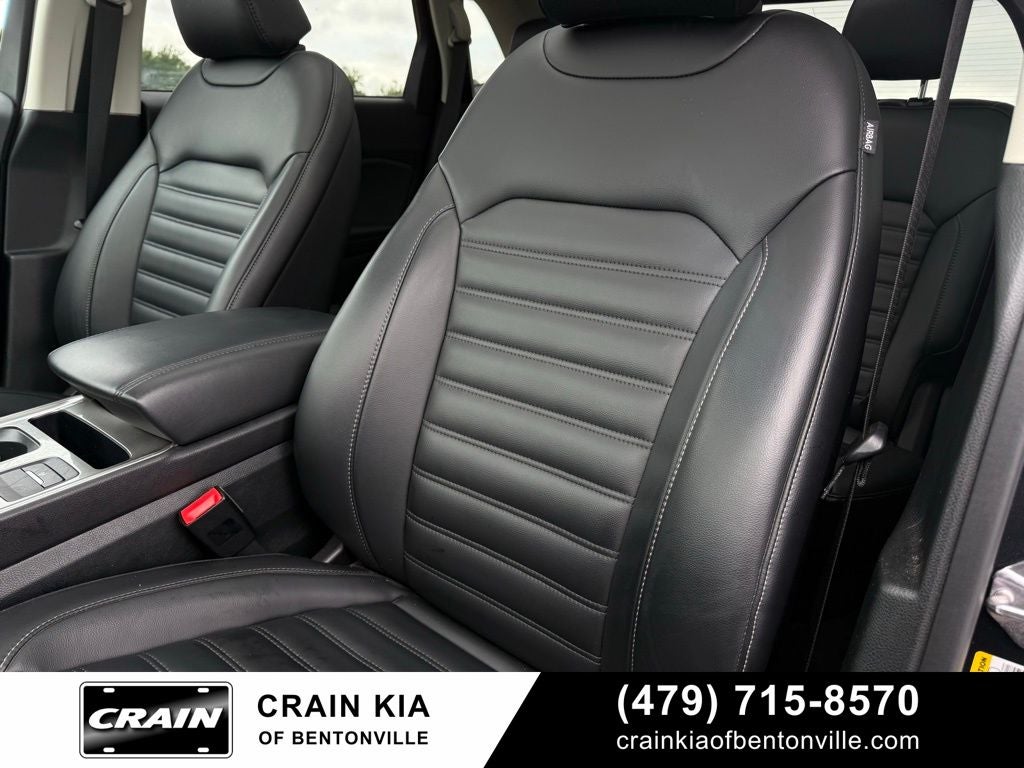 2024 Ford Edge SEL - AWD / PANORAMIC SUNROOF / ONE OWNER