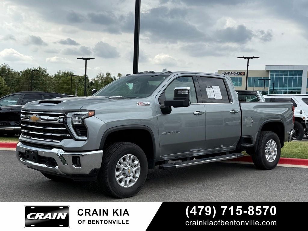 2025 Chevrolet Silverado 2500HD LTZ - 4WD / CLEAN CARFAX / ONE OWNER