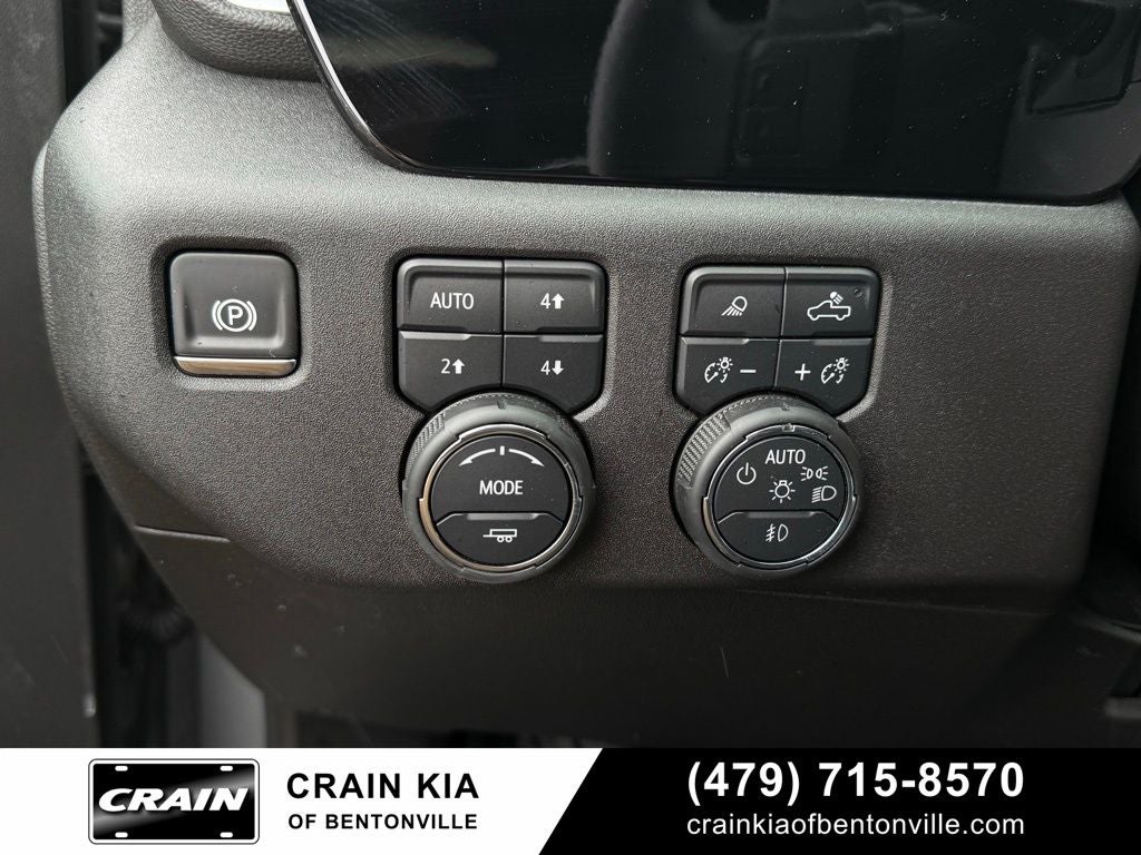 2025 Chevrolet Silverado 1500 RST - 4WD / CLEAN CARFAX / ONE OWNER