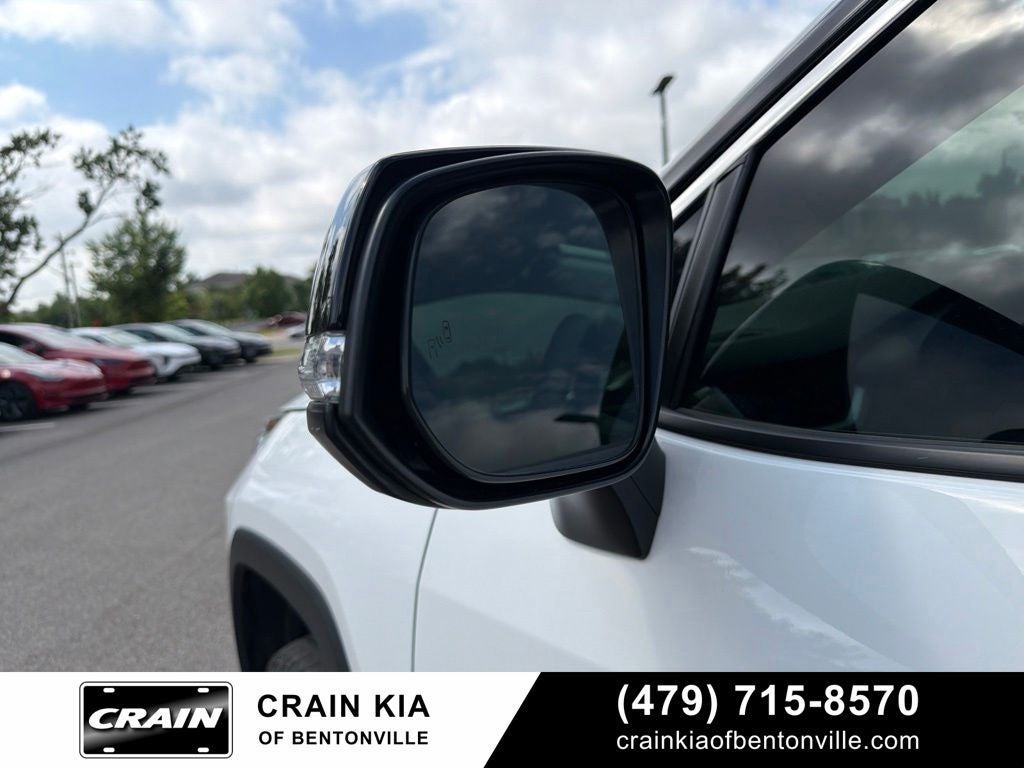 2024 Toyota RAV4 Hybrid Woodland Edition - AWD / CLEAN CARFAX / ONE OWNER