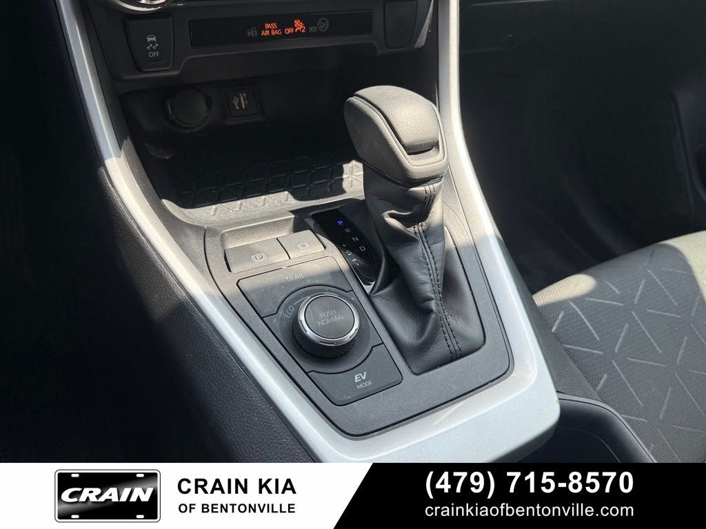 2024 Toyota RAV4 Hybrid Woodland Edition - AWD / CLEAN CARFAX / ONE OWNER