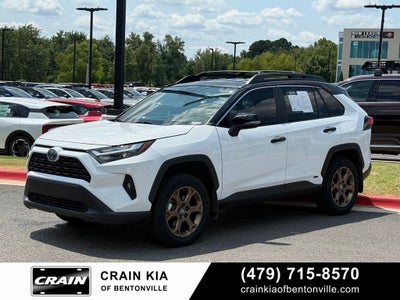 2024 Toyota RAV4 Hybrid Woodland Edition - AWD / CLEAN CARFAX / ONE OWNER