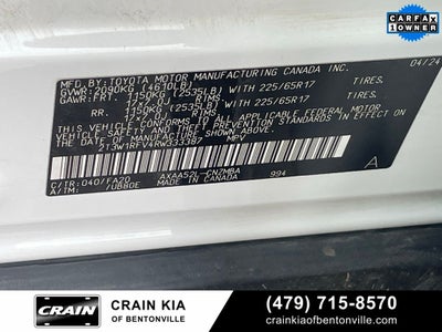 2024 Toyota RAV4 XLE - CLEAN CARFAX / ONE OWNER