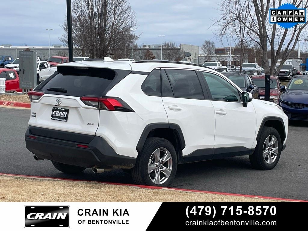 2024 Toyota RAV4 XLE - CLEAN CARFAX / ONE OWNER