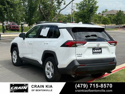 2021 Toyota RAV4 XLE - CLEAN CARFAX HISTORY