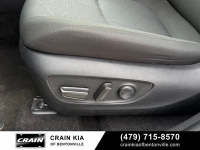 2024 Toyota RAV4 XLE - CARFAX ONE OWNER