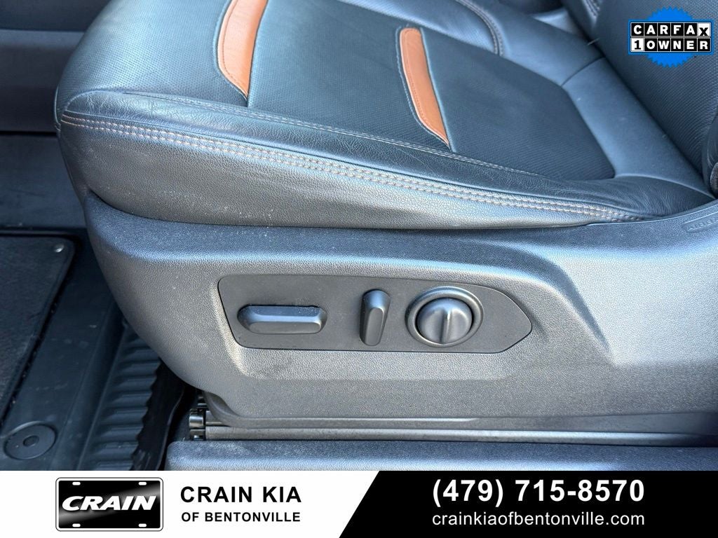 2021 GMC Sierra 1500 AT4 - 4WD / CLEAN CARFAX / ONE OWNER