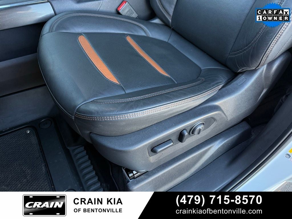 2021 GMC Sierra 1500 AT4 - 4WD / CLEAN CARFAX / ONE OWNER