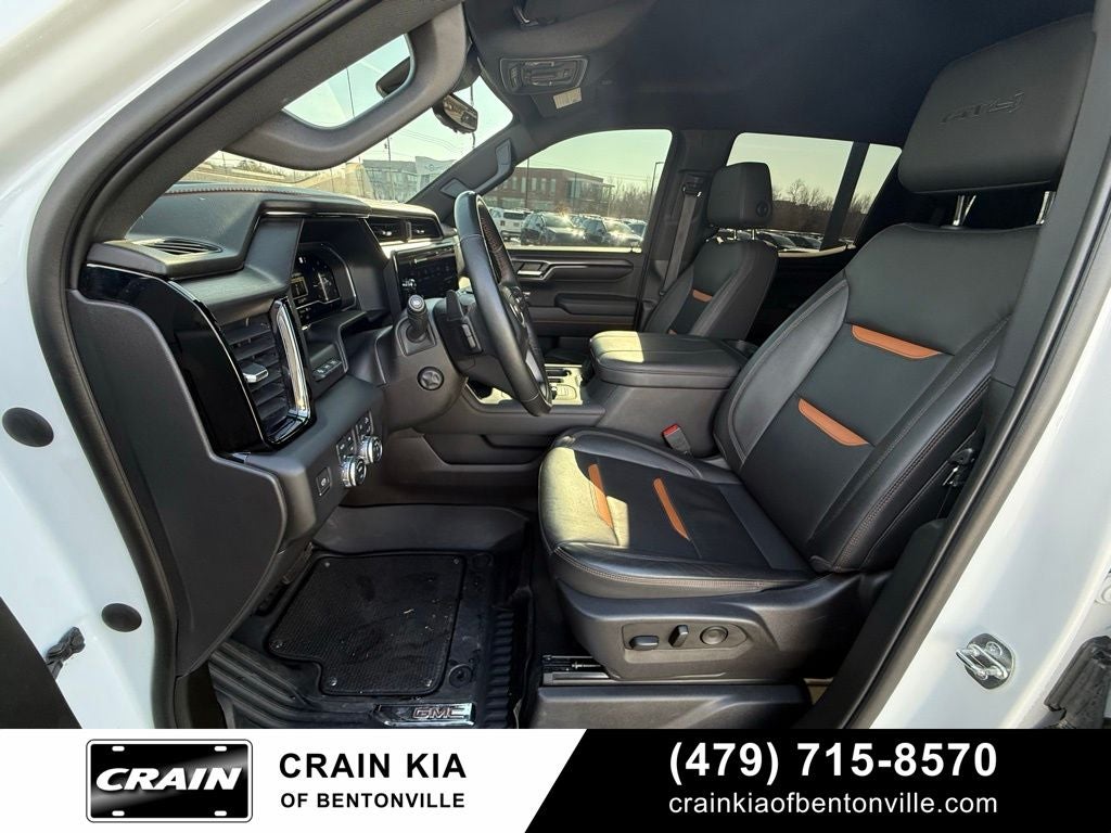 2023 GMC Sierra 1500 AT4 - 4WD / CLEAN CARFAX