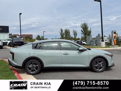 2026 Kia K4 LXS