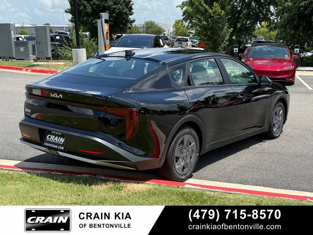 2026 Kia K4 LXS