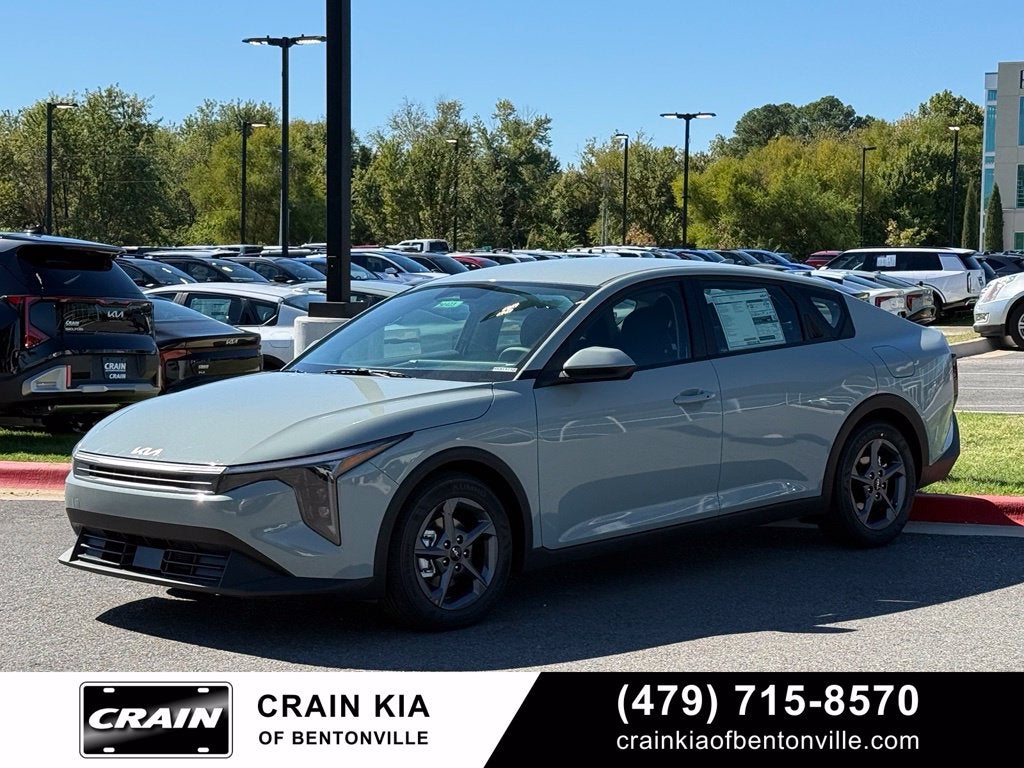 2026 Kia K4 LXS
