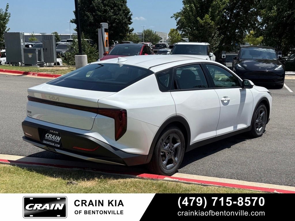 2026 Kia K4 LXS
