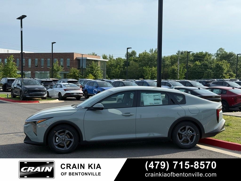 2026 Kia K4 LXS
