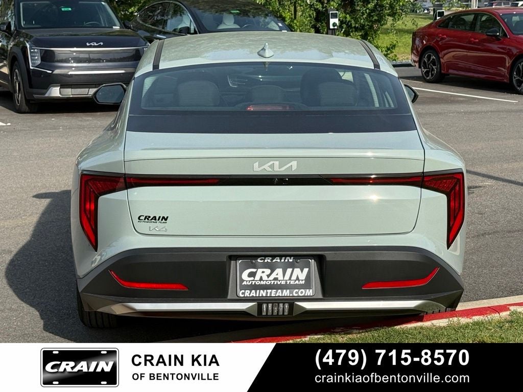 2026 Kia K4 LXS