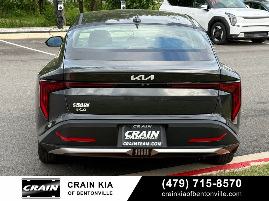2026 Kia K4 LXS
