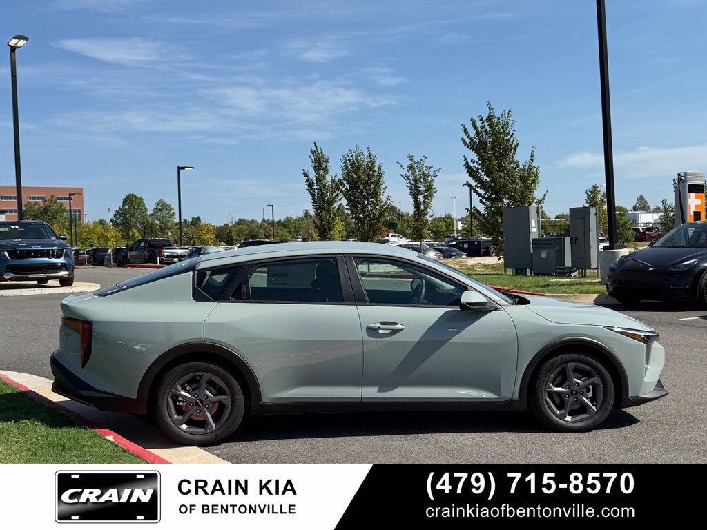 2026 Kia K4 LXS