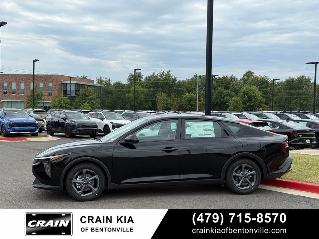 2026 Kia K4 LXS