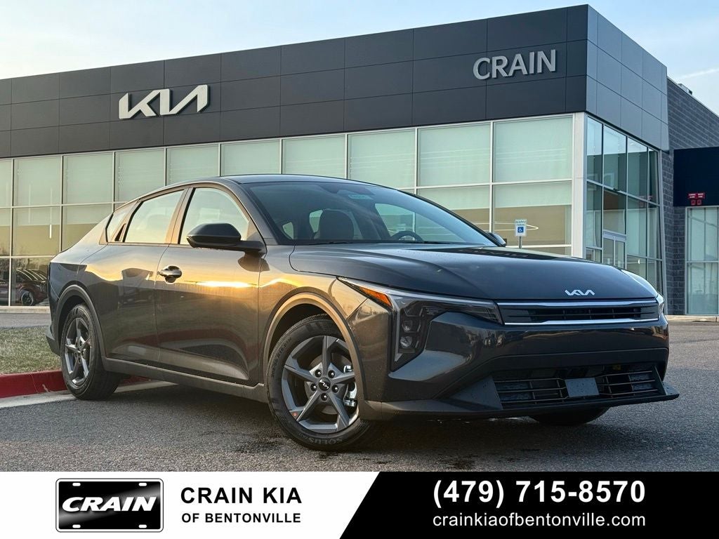 2026 Kia K4 LXS