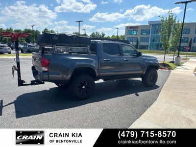 2017 Toyota Tacoma TRD Sport V6 - 4WD / CLEAN CARFAX / LIFTED!