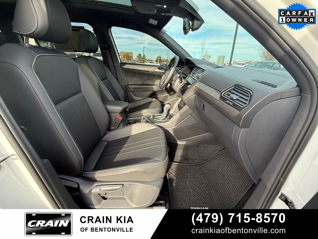 2024 Volkswagen Tiguan 2.0T SE R-Line Black - AWD / PANORAMIC SUNROOF / ONE OWNER