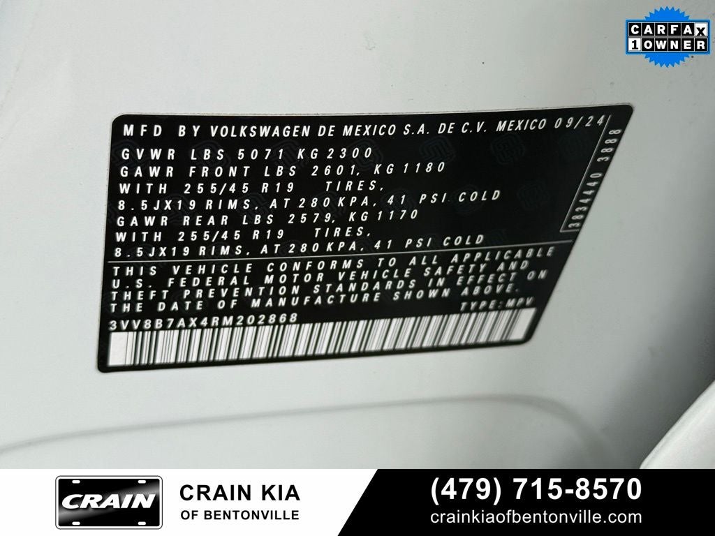 2024 Volkswagen Tiguan 2.0T SE R-Line Black - AWD / PANORAMIC SUNROOF / ONE OWNER