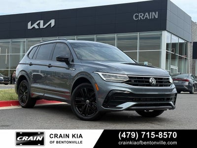 2022 Volkswagen Tiguan 2.0T SE R-Line Black - AWD / PANORAMIC SUNROOF / CLEAN CARFAX