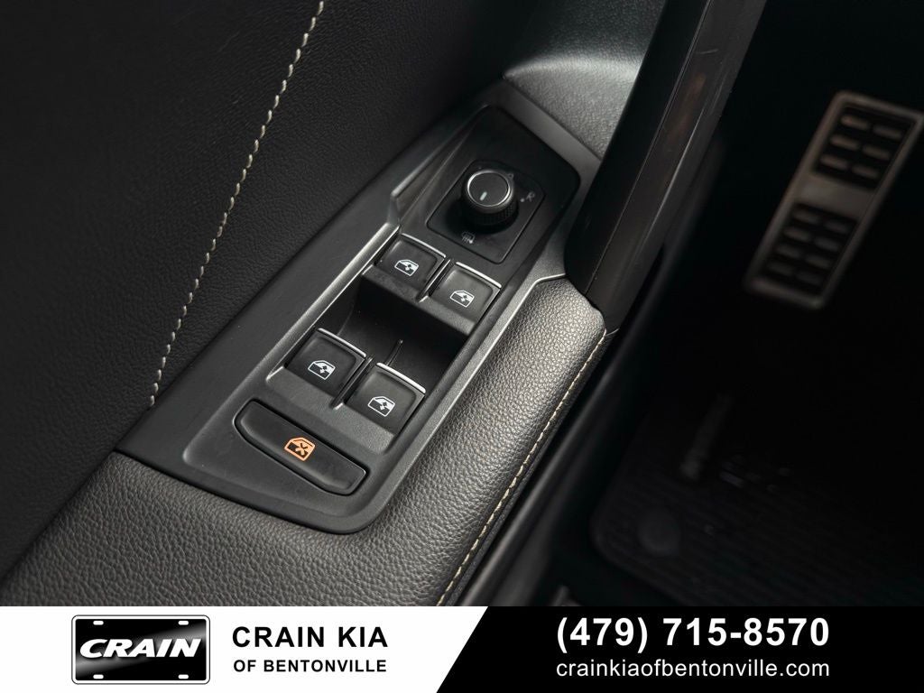 2022 Volkswagen Tiguan 2.0T SE R-Line Black - AWD / PANORAMIC SUNROOF / CLEAN CARFAX