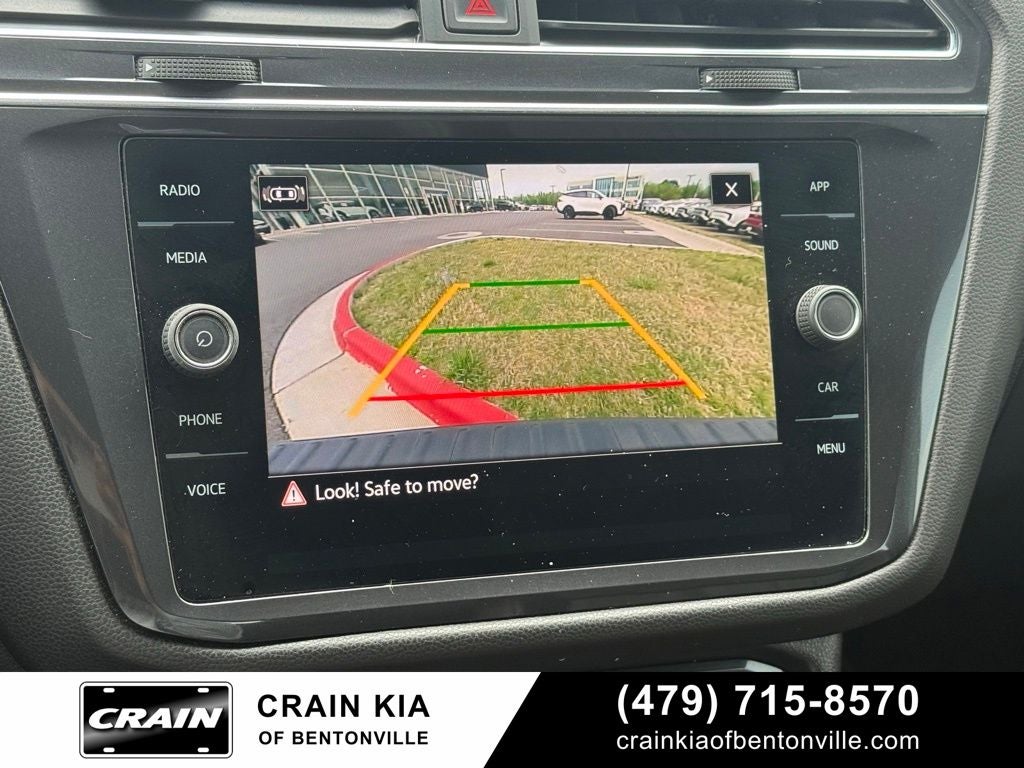 2022 Volkswagen Tiguan 2.0T SE R-Line Black - AWD / PANORAMIC SUNROOF / CLEAN CARFAX