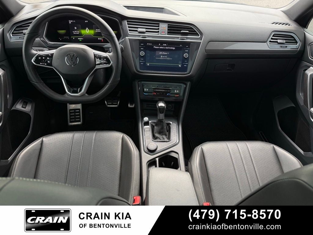 2022 Volkswagen Tiguan 2.0T SE R-Line Black - AWD / PANORAMIC SUNROOF / CLEAN CARFAX