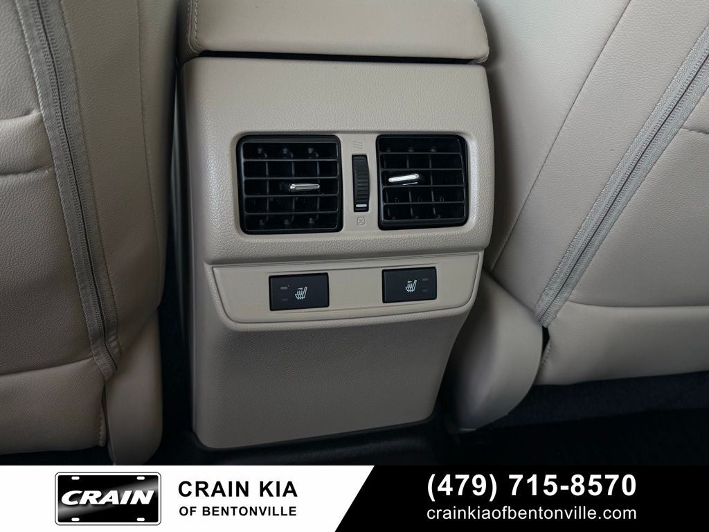 2015 Subaru Legacy 2.5i Limited - SUNROOF