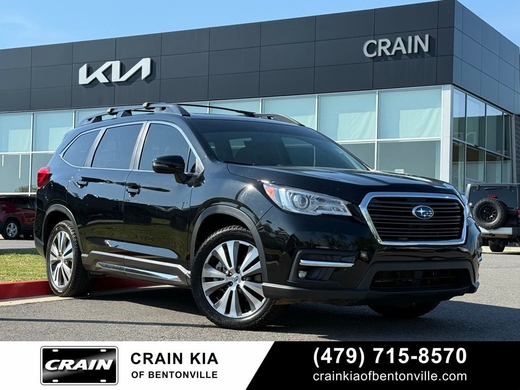 2022 Subaru Ascent Limited - AWD / PANORAMIC SUNROOF / CARFAX ONE OWNER