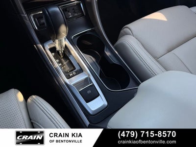 2022 Subaru Ascent Limited - AWD / PANORAMIC SUNROOF / CARFAX ONE OWNER