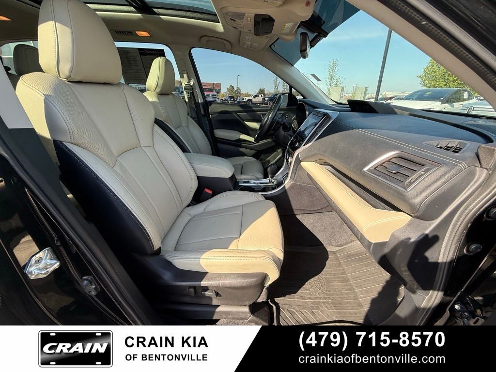 2022 Subaru Ascent Limited - AWD / PANORAMIC SUNROOF / CARFAX ONE OWNER