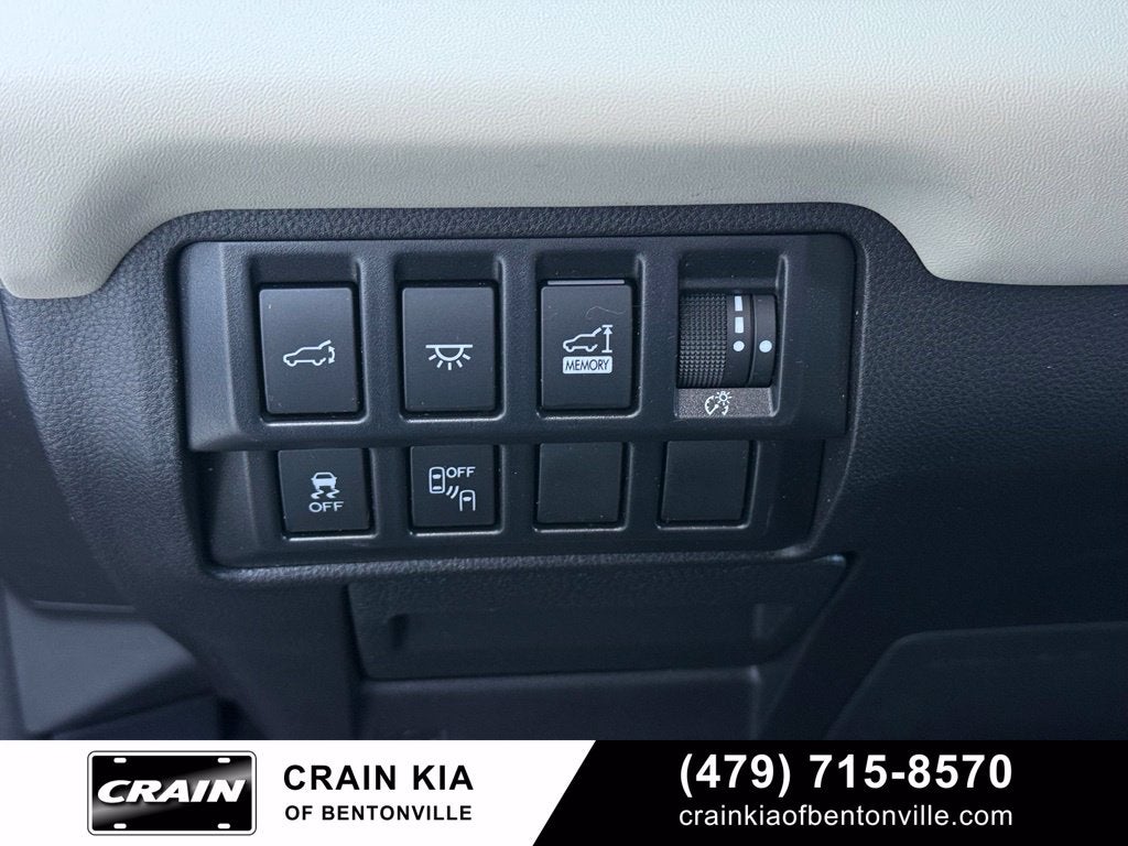 2021 Subaru Ascent Limited - AWD / PANORAMIC SUNROOF / CLEAN CARFAX