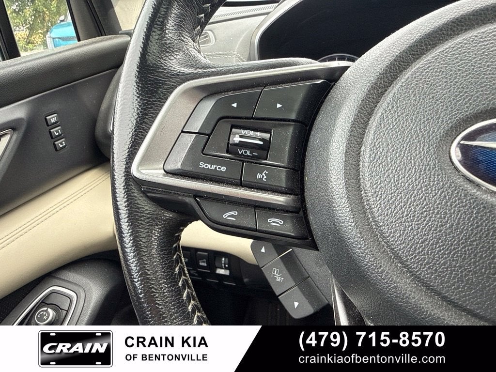 2021 Subaru Ascent Limited - AWD / PANORAMIC SUNROOF / CLEAN CARFAX