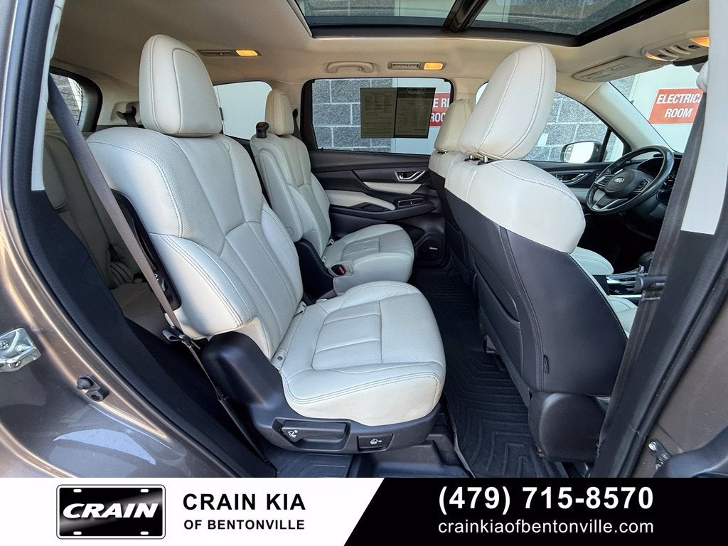 2021 Subaru Ascent Limited - AWD / PANORAMIC SUNROOF / CLEAN CARFAX