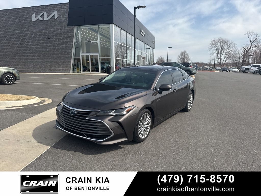 2019 Toyota Avalon Hybrid Limited - SUNROOF / HYBRID!