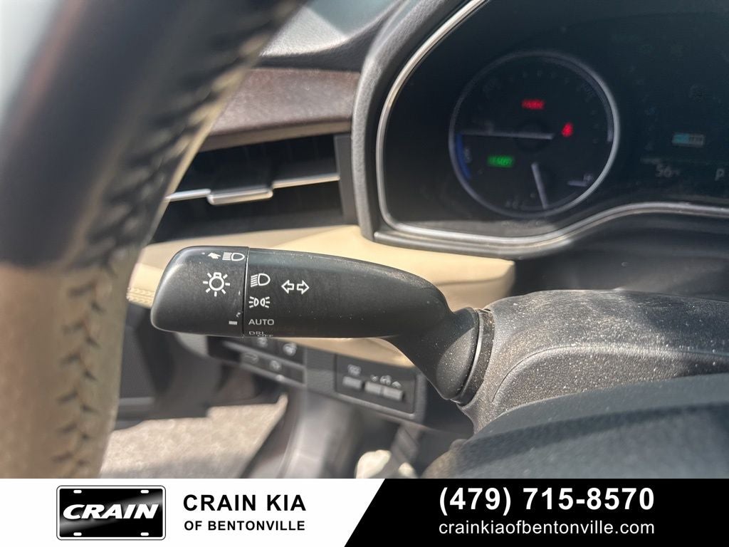 2019 Toyota Avalon Hybrid Limited - SUNROOF / HYBRID!