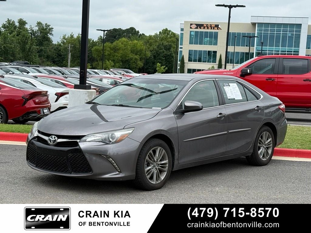 2017 Toyota Camry SE
