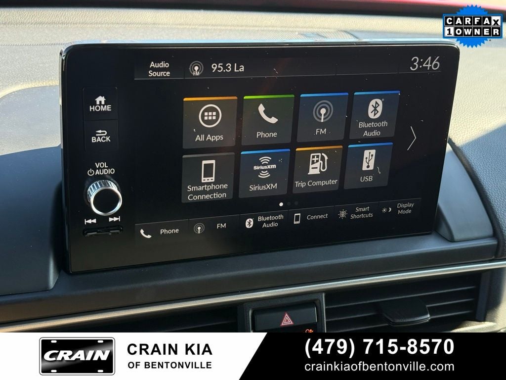 2025 Honda Pilot EX-L - AWD / CLEAN CARFAX / ONE OWNER