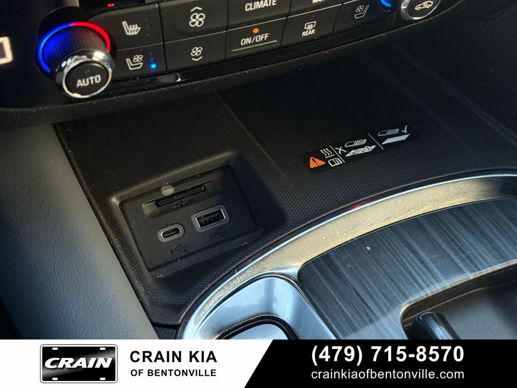 2024 Buick Enclave Premium Group - AWD / CLEAN CARFAX / ONE OWNER