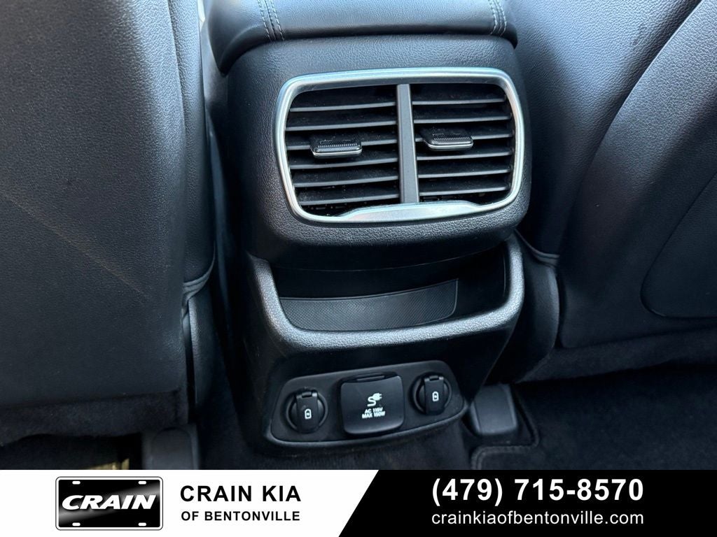 2020 Hyundai Santa Fe Limited - CLEAN CARFAX