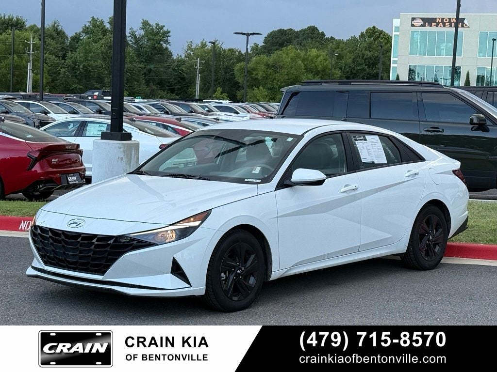 2023 Hyundai Elantra SEL - CLEAN CARFAX