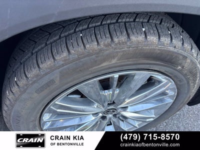 2024 Toyota Grand Highlander Platinum | CARFAX ONE OWNER!