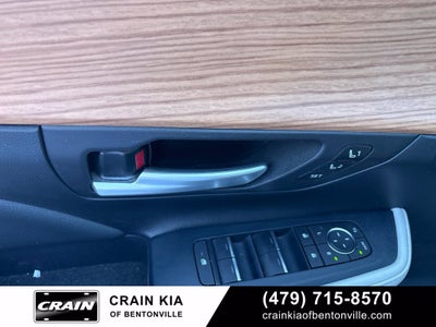 2024 Toyota Grand Highlander Platinum | CARFAX ONE OWNER!