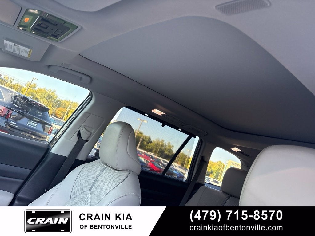 2024 Toyota Grand Highlander Platinum | CARFAX ONE OWNER!
