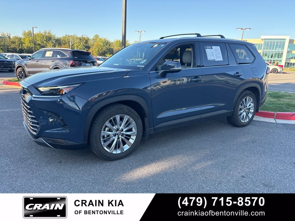 2024 Toyota Grand Highlander Platinum | CARFAX ONE OWNER!
